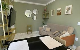 F - Apartamento Central e moderno